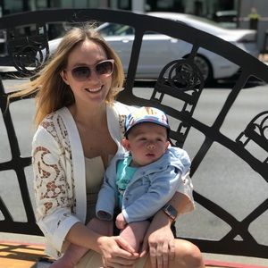 Meet your Posher, Julia